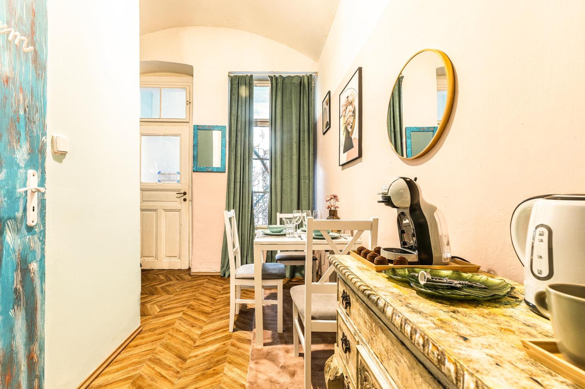 Fairytale Castle Apartment Prague Ngoại thất bức ảnh